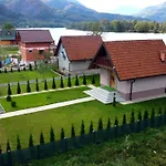 Semesterbostad Kuca Za Odmor Stakic - Zvornicko Jezero Zvornik