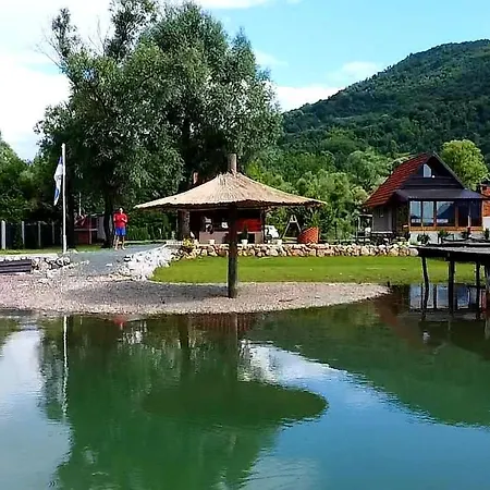 Kuca Za Odmor Stakic - Zvornicko Jezero * Ζβόρνικ