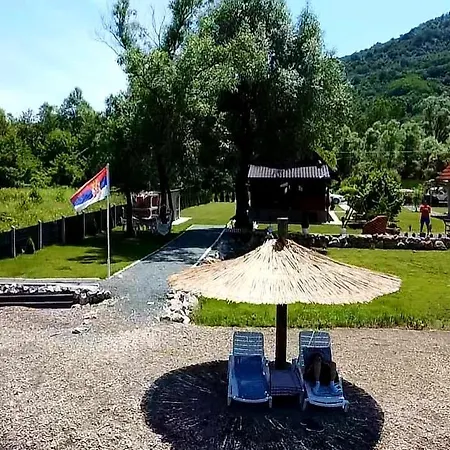 Kuca Za Odmor Stakic - Zvornicko Jezero Сasa de vacaciones