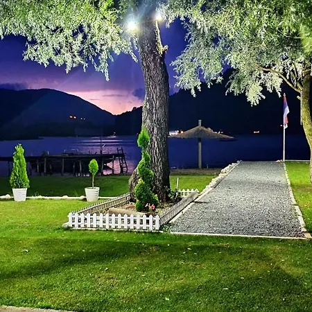 Kuca Za Odmor Stakic - Zvornicko Jezero Сasa de vacaciones Zvornik