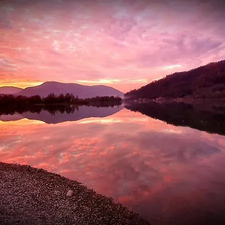 Kuca Za Odmor Stakic - Zvornicko Jezero Сasa de vacaciones *